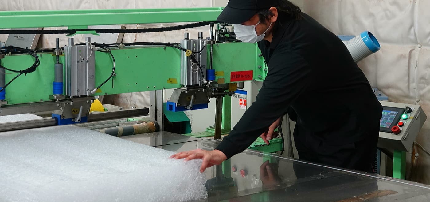 立体網状構造体製造